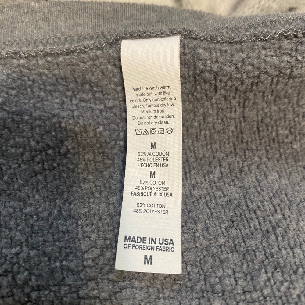 New York cropped long sleeve - Picture 2 of 2